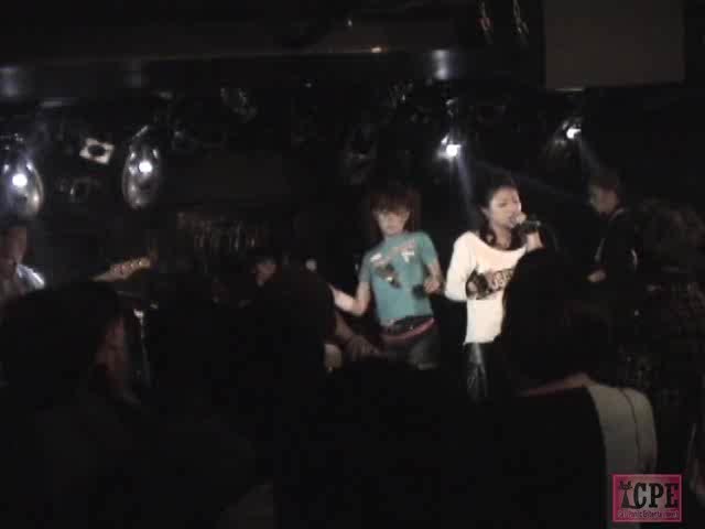 alive／モンロー・ビッチ