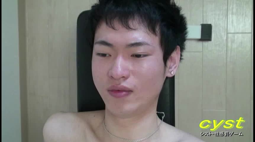 色白○年、オナニーと電マ射精