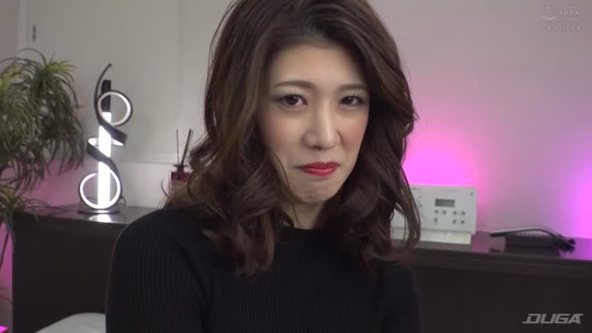 清楚系Gカップ人妻 プチ羞恥コスプレ イカセ中出し！
