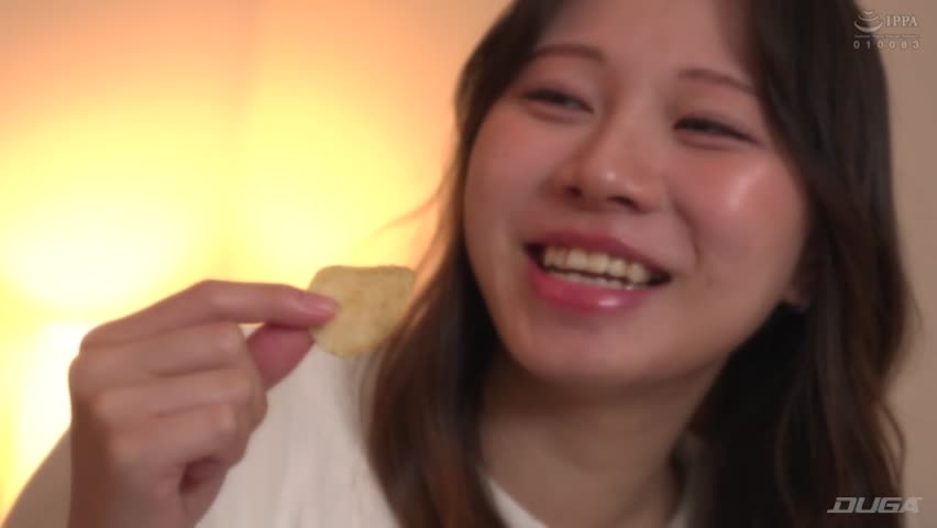全方向3穴美少女 オジサンたちの肉便器 佐久間つな サンプル画像1