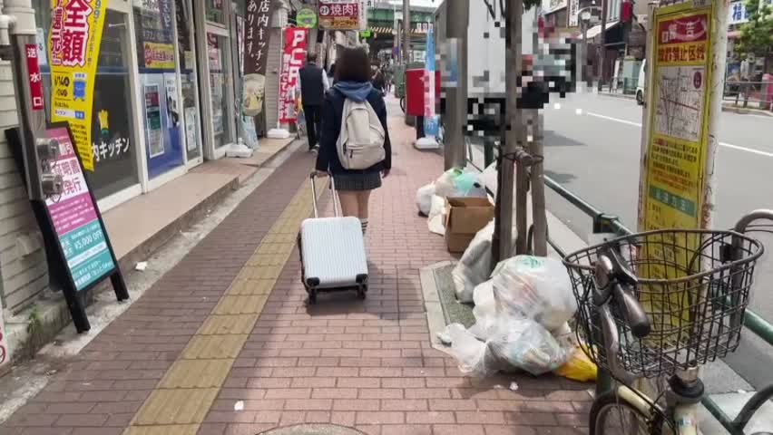 家出少女を拾う 沙月恵奈