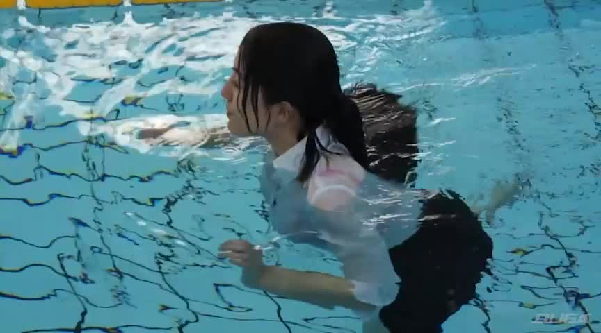 濡れ透けブラ（2）～ひたすら着衣水泳～