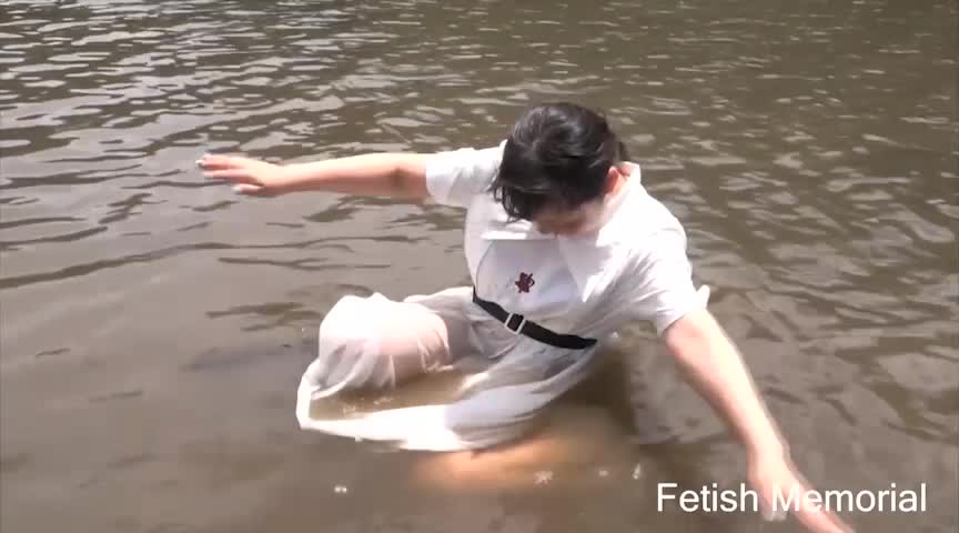 ワンピース制服・ウェット4