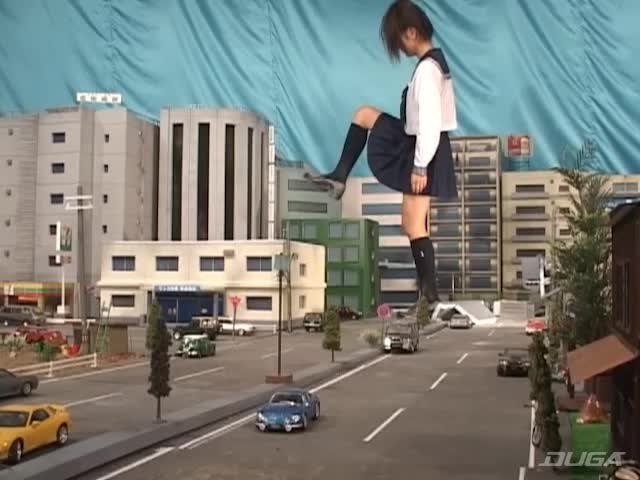 巨大女子○生3