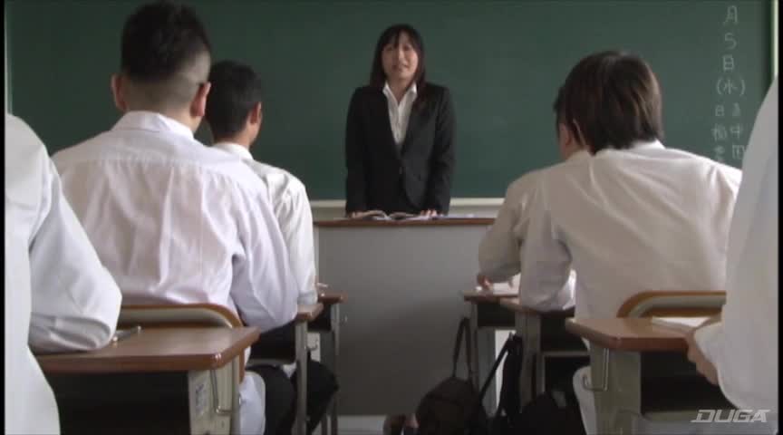 この人妻女教師は、クラスの中出し性玩具。 山本美和子