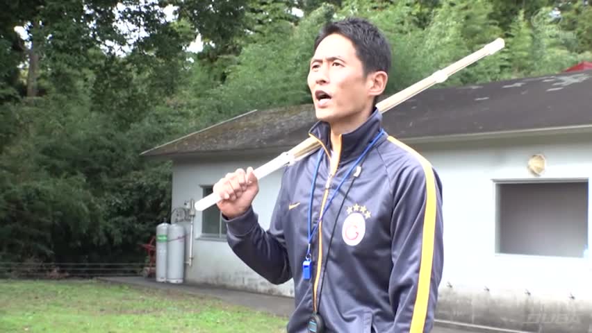 最愛の一人娘を逆恨み野外中出し○○○○○！ 虹村ゆみ