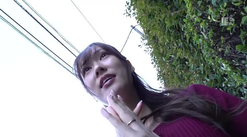 バブみある清楚な奥様が授乳手コキに挑戦！！小野寺舞