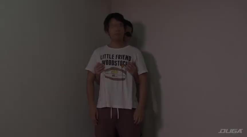 ドピュッと糸を引きながらの大射精