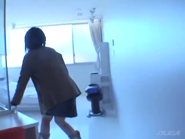 スカートびしょびしょ！！ 失禁お漏らしする娘たち 30人