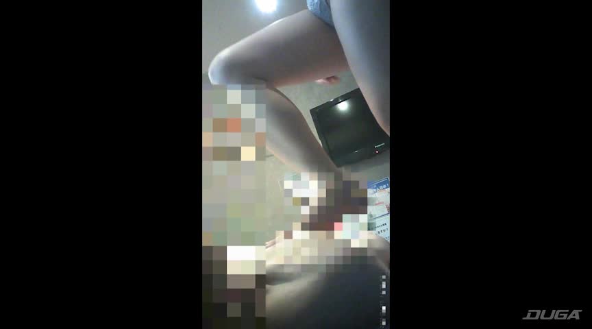 ムチムチ女性による言葉責め、手コキで絞られました…。