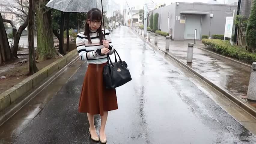 危険日生中出し アバラが魅力的な文系女子 りなさん