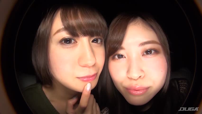 痴女レズに見つめられながらベロキスで迫られる僕