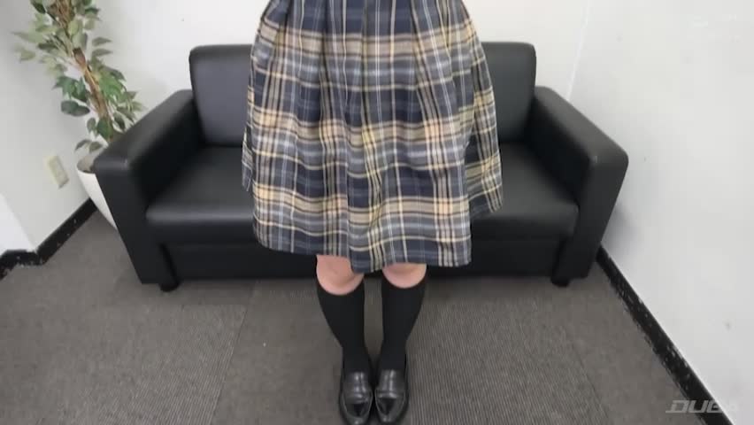 オナサポ！！ 女子○生 着衣で全裸で挑発的ダンス 13