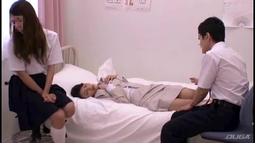 女子生徒の目の前で教え子に○されイキ狂う女教師
