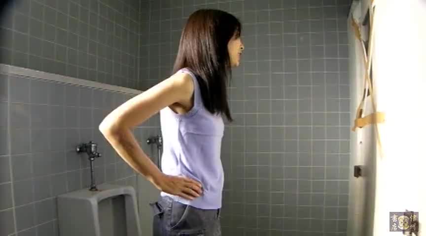 美女達のはしたない立ちション姿○撮！3