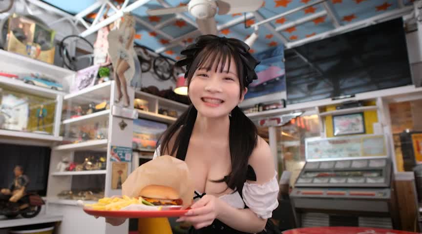 塩見ももこ  I.D