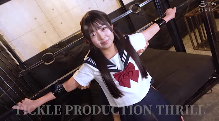 【極度の羞恥×脳内パニック】泉りおん、くすぐり責め