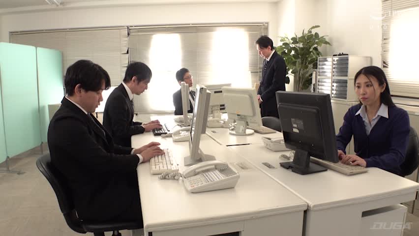 社長が新設した女性一人だけの筆下ろし課 岡西友美